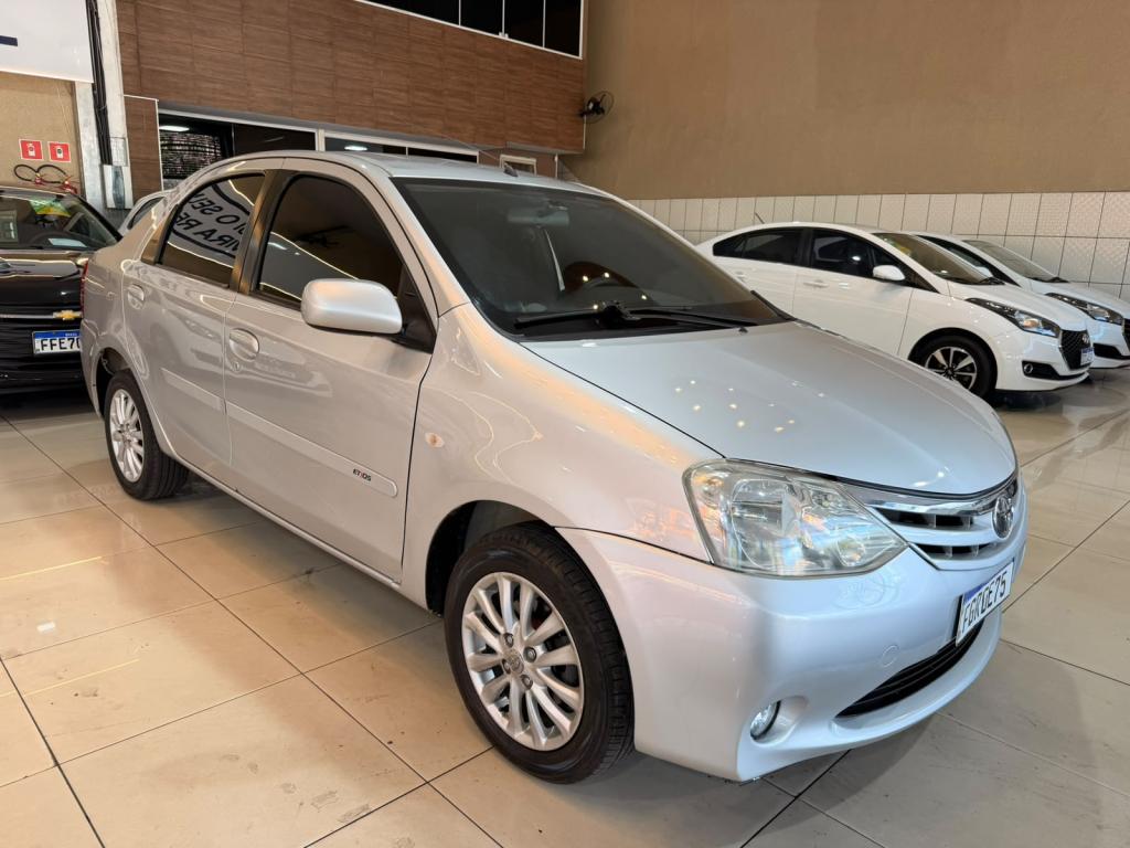 TOYOTA Etios Sedan