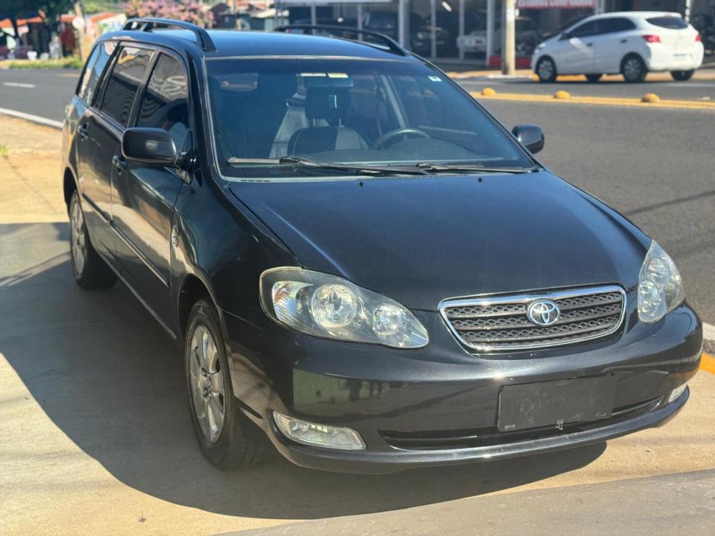 TOYOTA Fielder - Foto