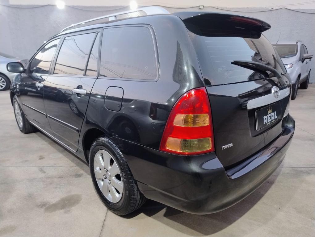 TOYOTA Fielder - Foto