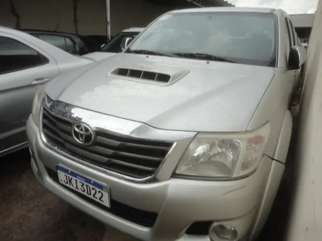 TOYOTA Hilux Caminhonete - Foto
