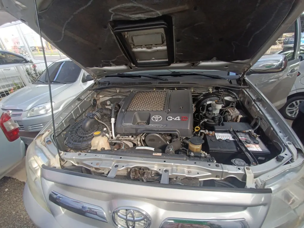 TOYOTA Hilux Caminhonete - Foto