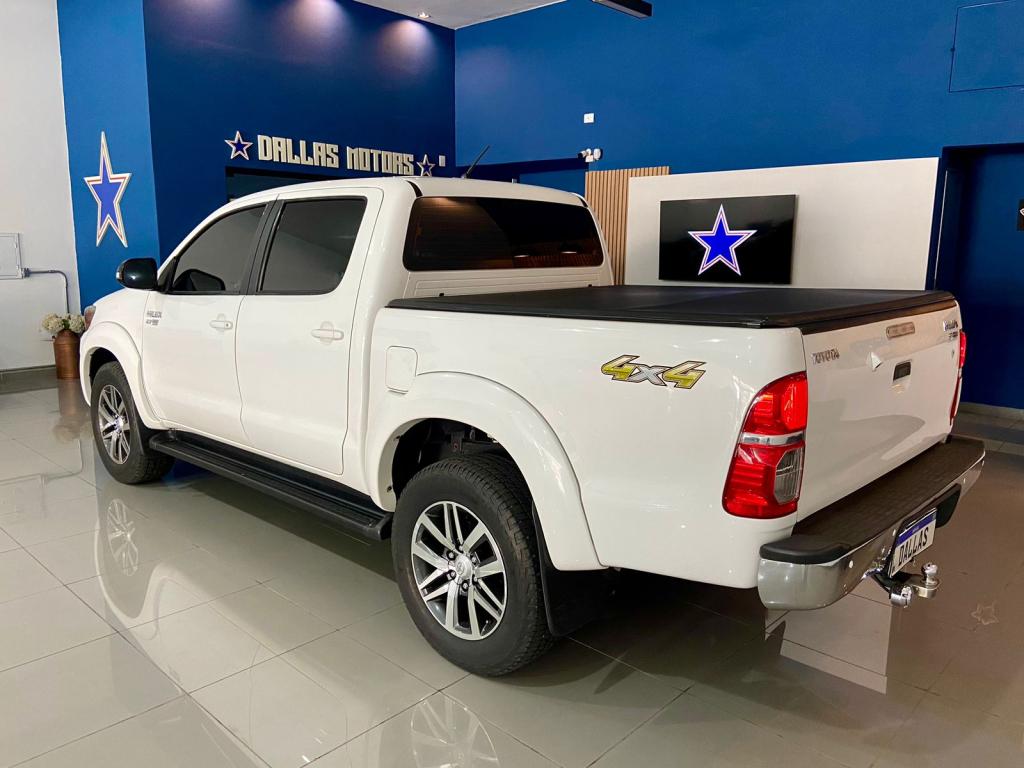 TOYOTA Hilux Caminhonete - Foto