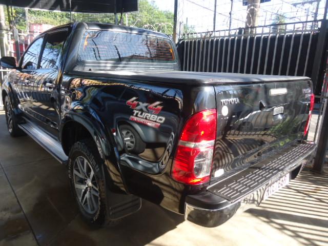 TOYOTA Hilux Caminhonete - Foto