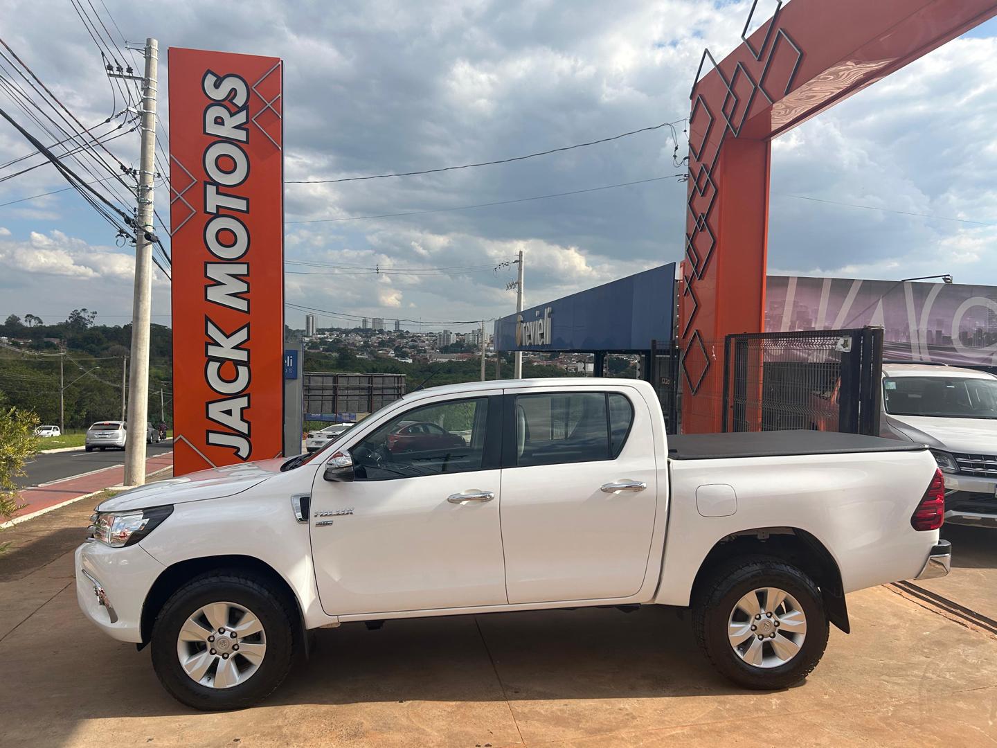 TOYOTA Hilux Caminhonete