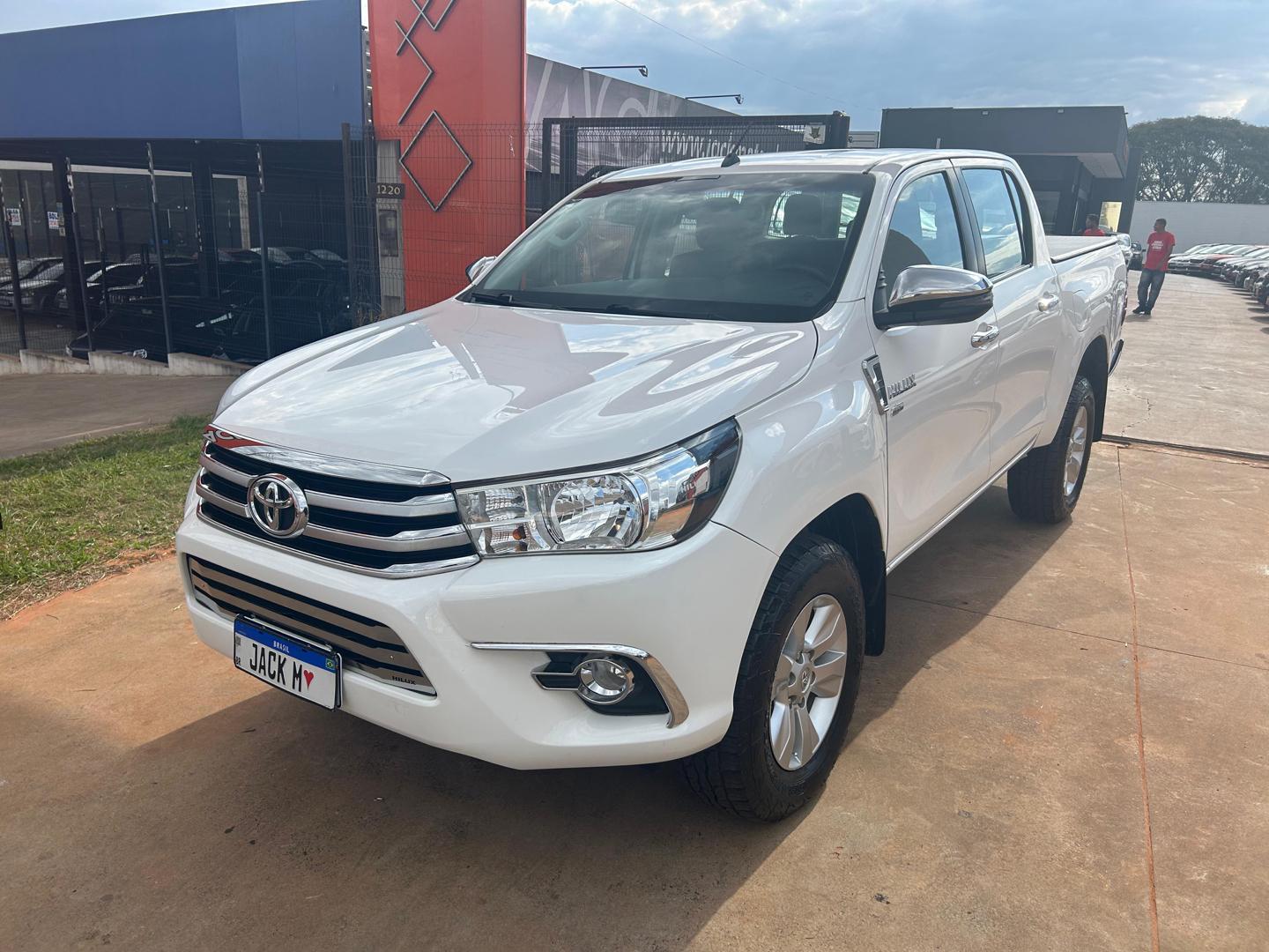 TOYOTA Hilux Caminhonete - Foto