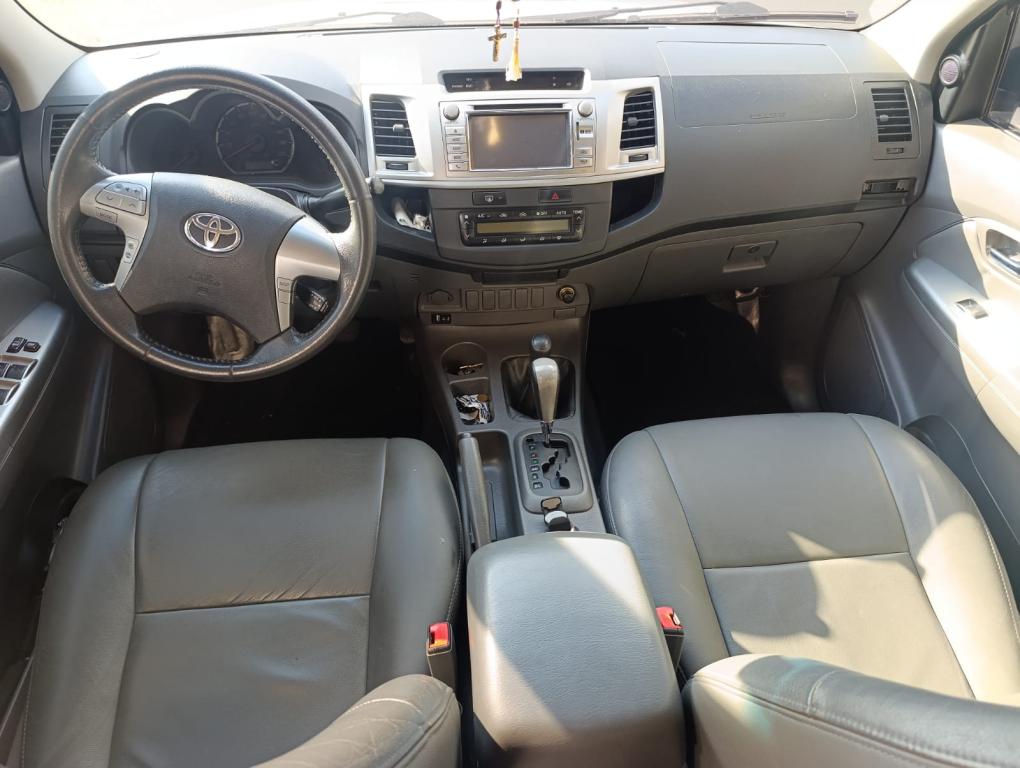 TOYOTA Hilux Caminhonete - Foto