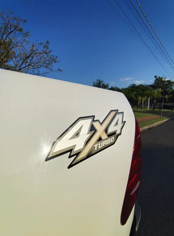 TOYOTA Hilux Caminhonete - Foto