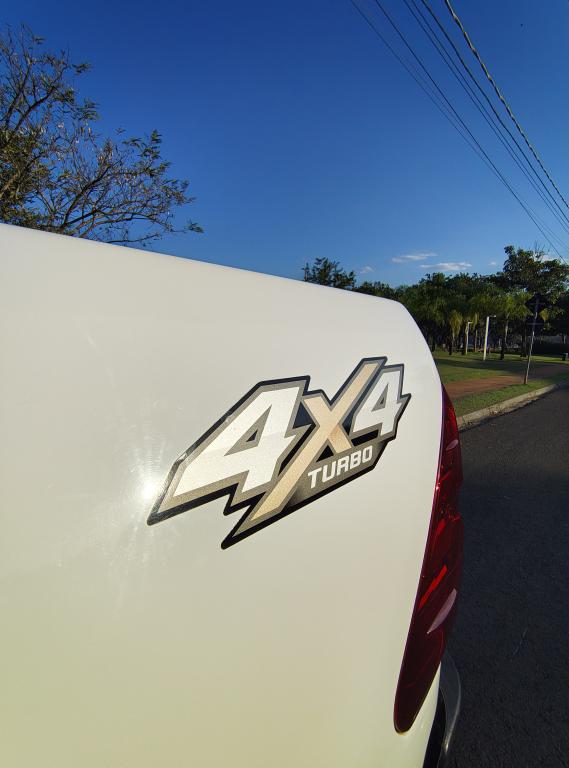 TOYOTA Hilux Caminhonete - Foto