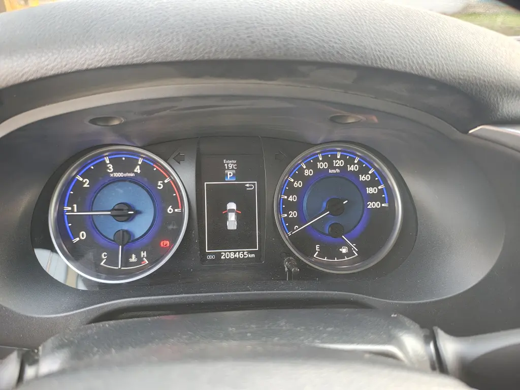 TOYOTA Hilux Caminhonete - Foto