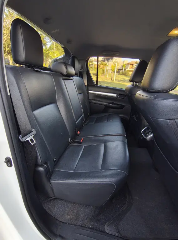 TOYOTA Hilux Caminhonete - Foto