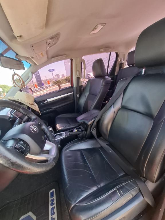 TOYOTA Hilux Caminhonete - Foto