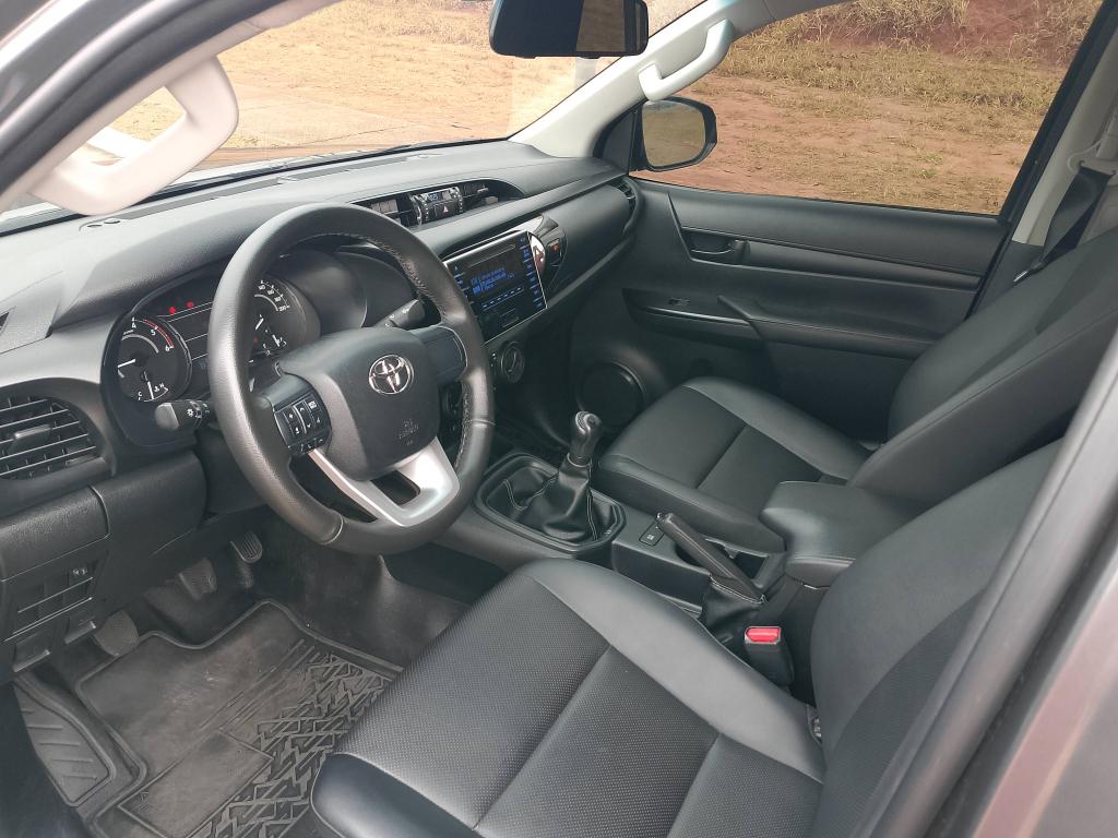 TOYOTA Hilux Caminhonete - Foto