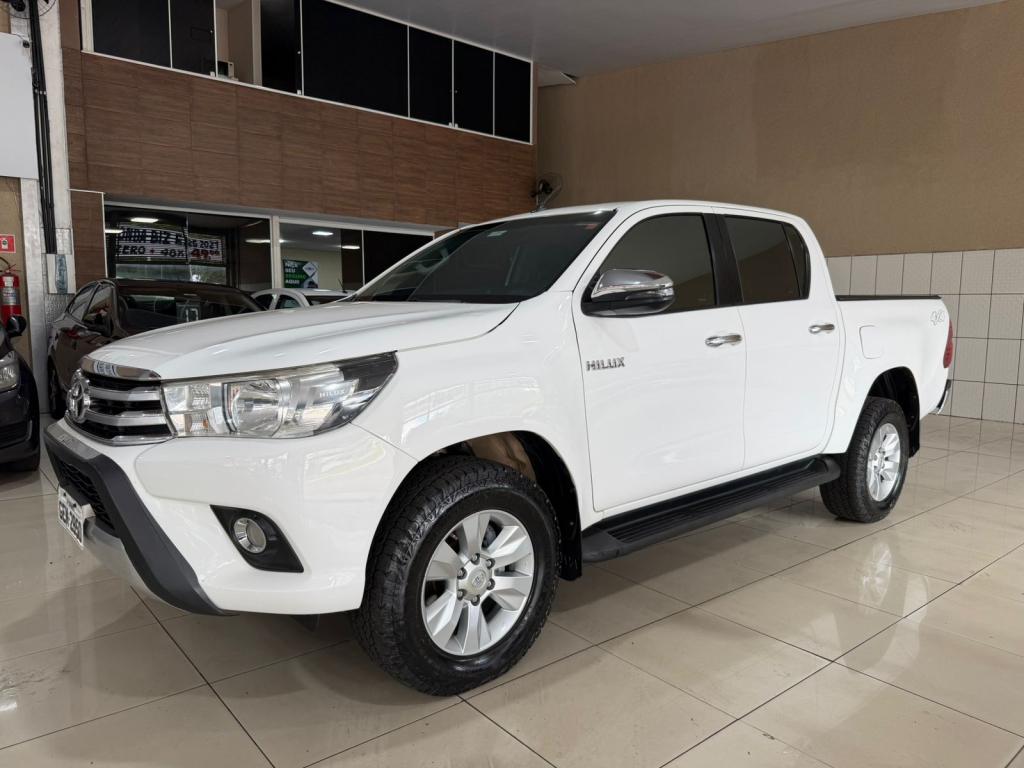 TOYOTA Hilux Caminhonete - Foto