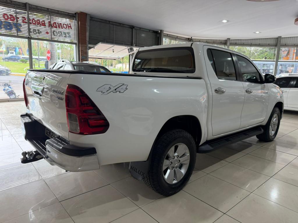 TOYOTA Hilux Caminhonete - Foto