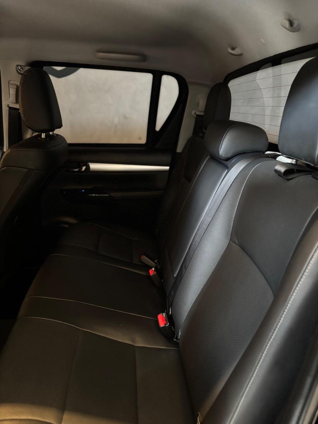 TOYOTA Hilux Caminhonete - Foto