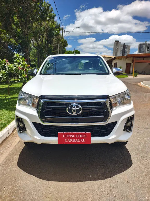 TOYOTA Hilux Caminhonete - Foto