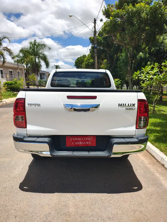 TOYOTA Hilux Caminhonete - Foto