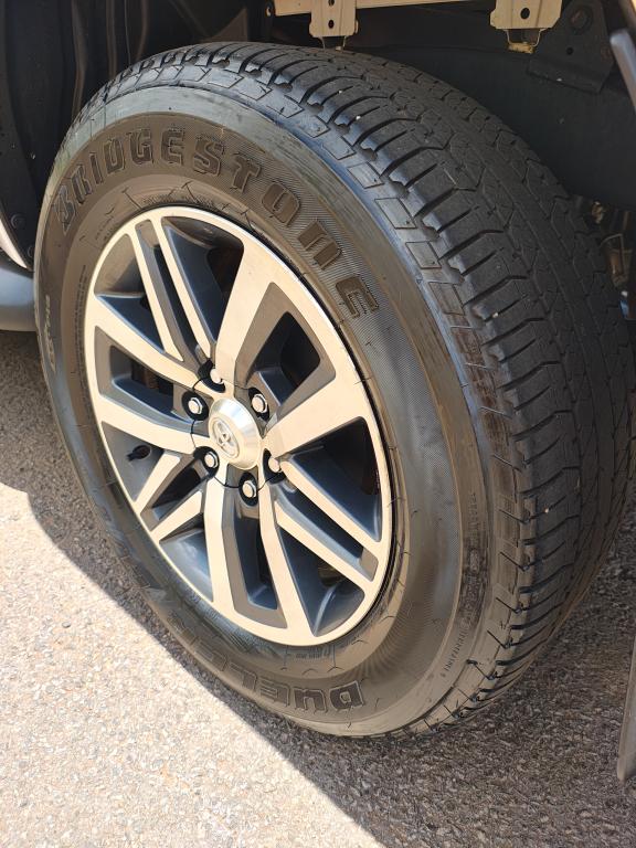 TOYOTA Hilux Caminhonete - Foto