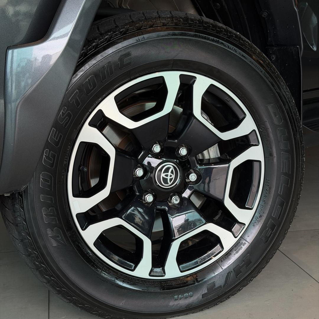 TOYOTA Hilux Caminhonete - Foto