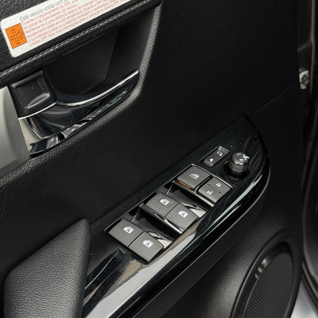 TOYOTA Hilux Caminhonete - Foto