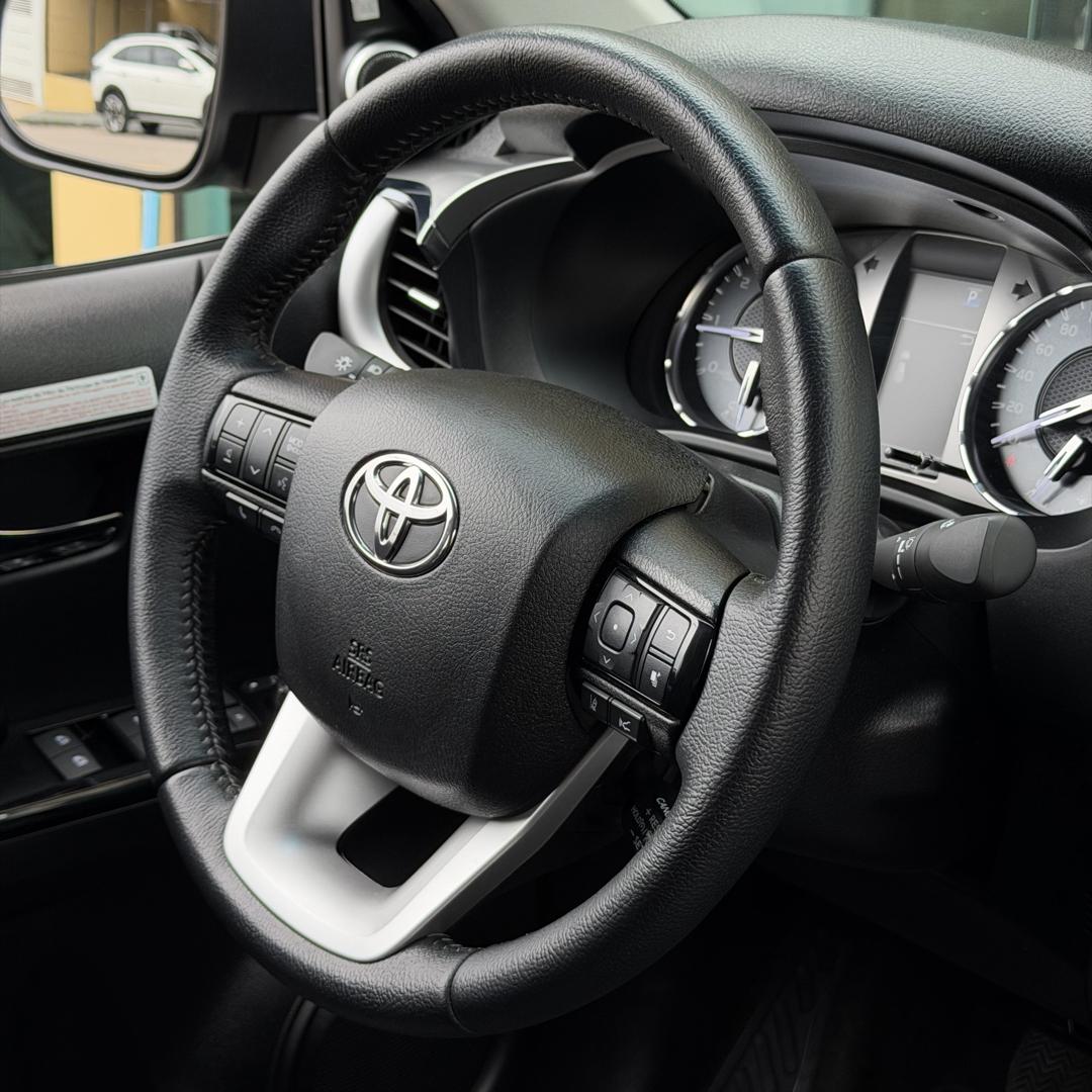 TOYOTA Hilux Caminhonete - Foto