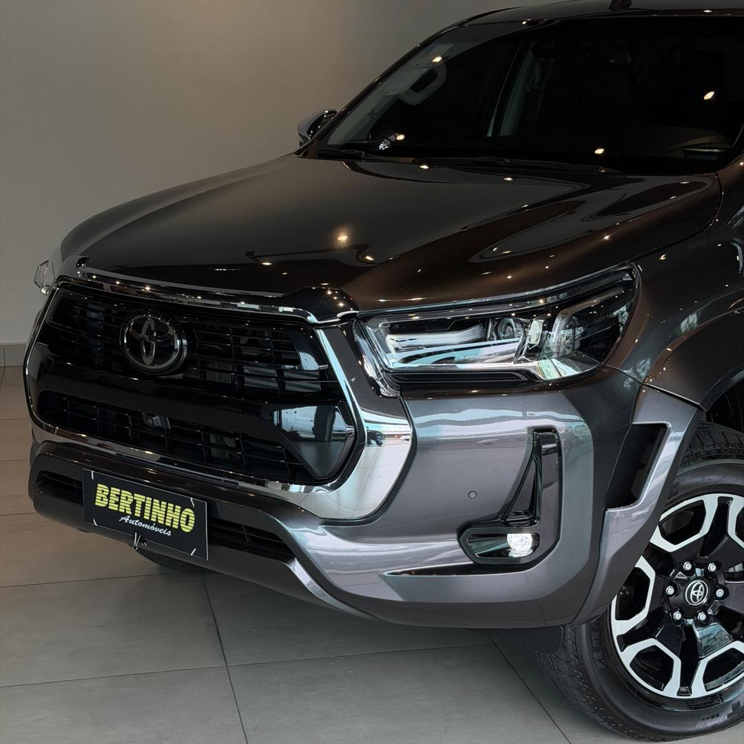 TOYOTA Hilux Caminhonete - Foto