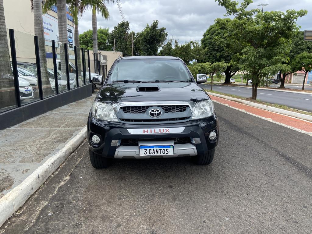 TOYOTA Hilux Caminhonete - Foto