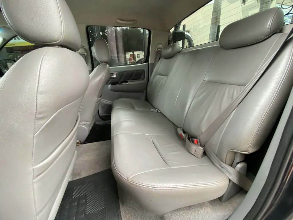 TOYOTA Hilux Caminhonete - Foto