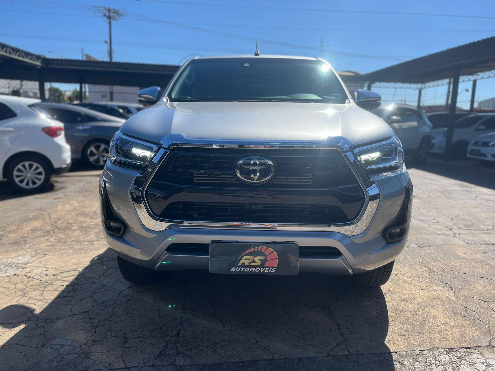 TOYOTA Hilux Caminhonete - Foto