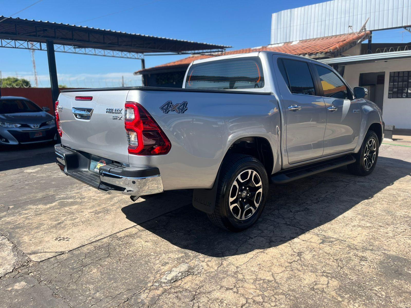 TOYOTA Hilux Caminhonete - Foto