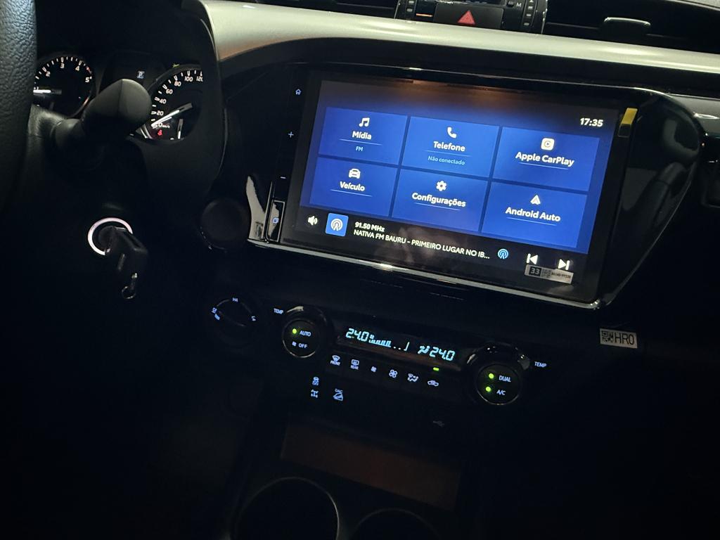 TOYOTA Hilux Caminhonete - Foto