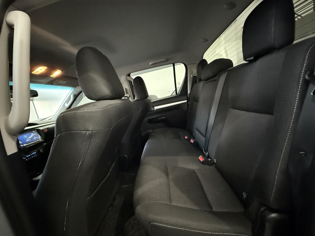 TOYOTA Hilux Caminhonete - Foto