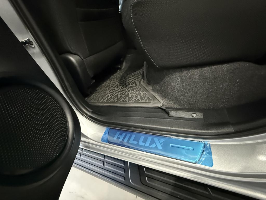 TOYOTA Hilux Caminhonete - Foto