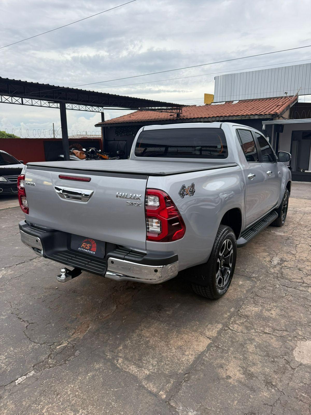 TOYOTA Hilux Caminhonete - Foto