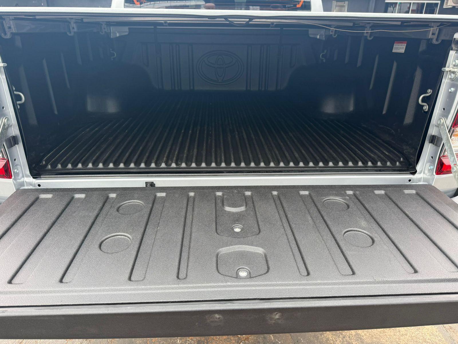 TOYOTA Hilux Caminhonete - Foto