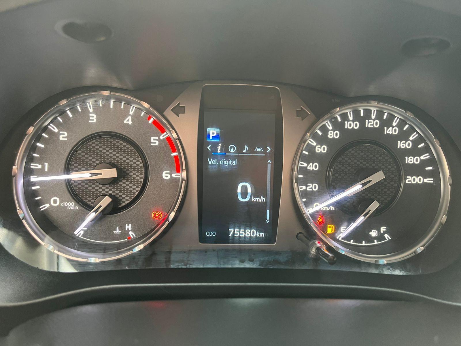 TOYOTA Hilux Caminhonete - Foto