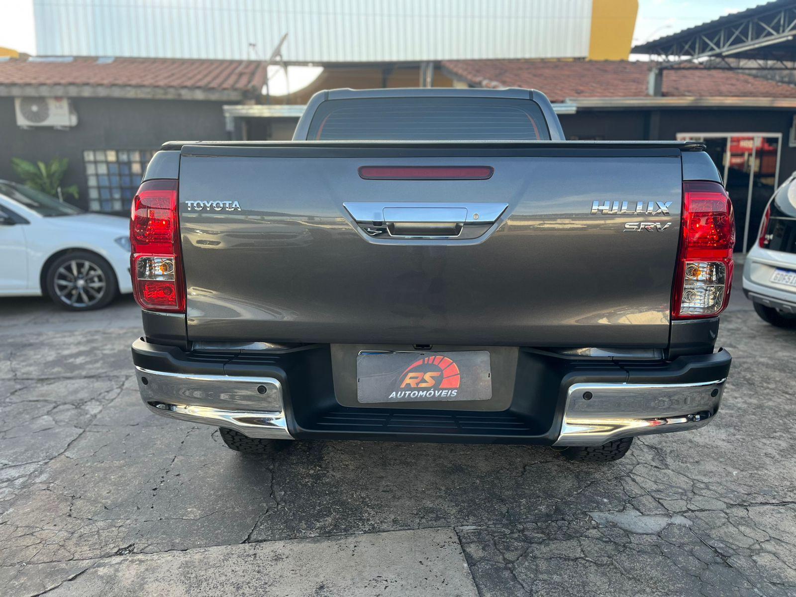 TOYOTA Hilux Caminhonete - Foto