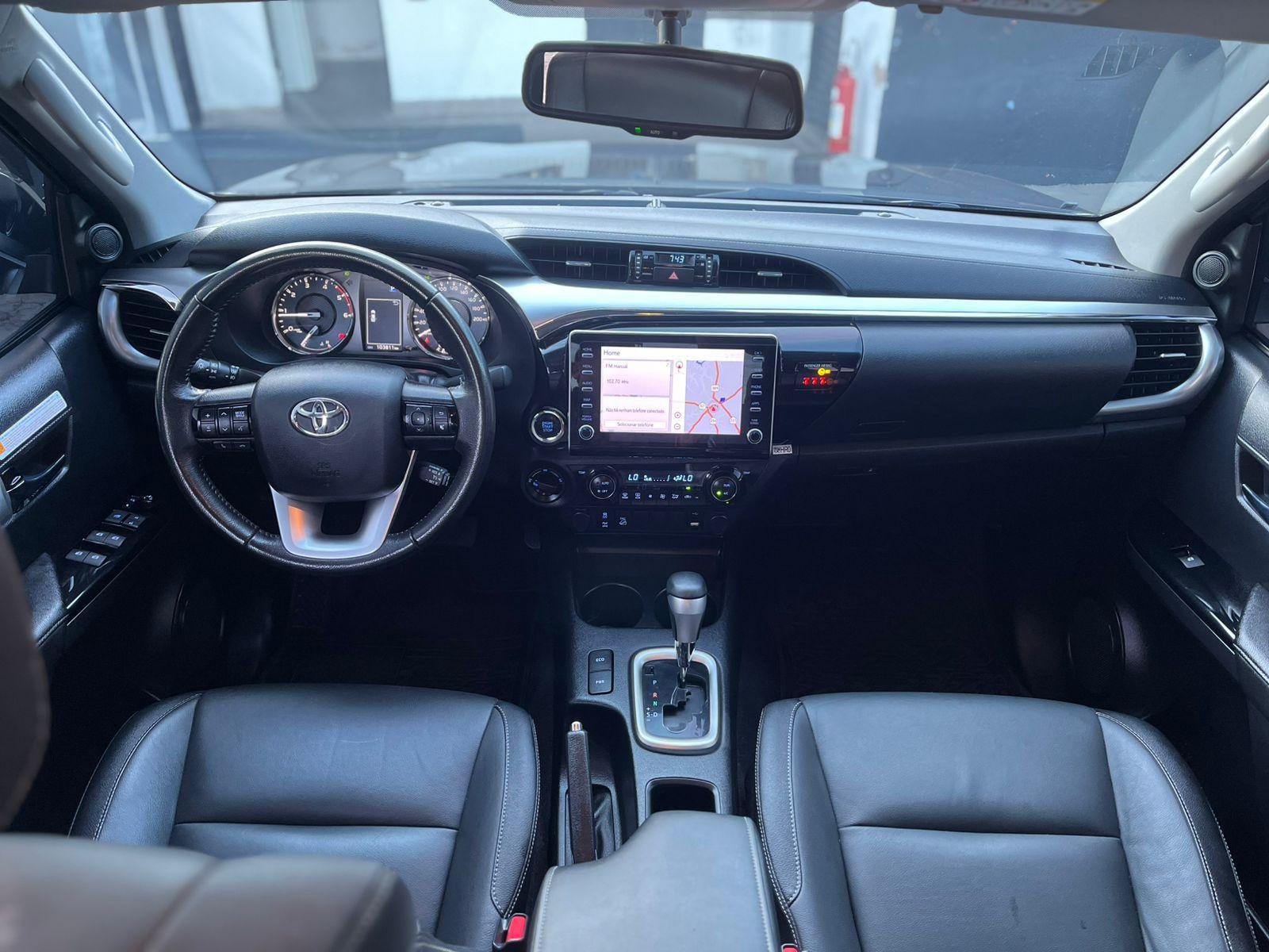 TOYOTA Hilux Caminhonete - Foto