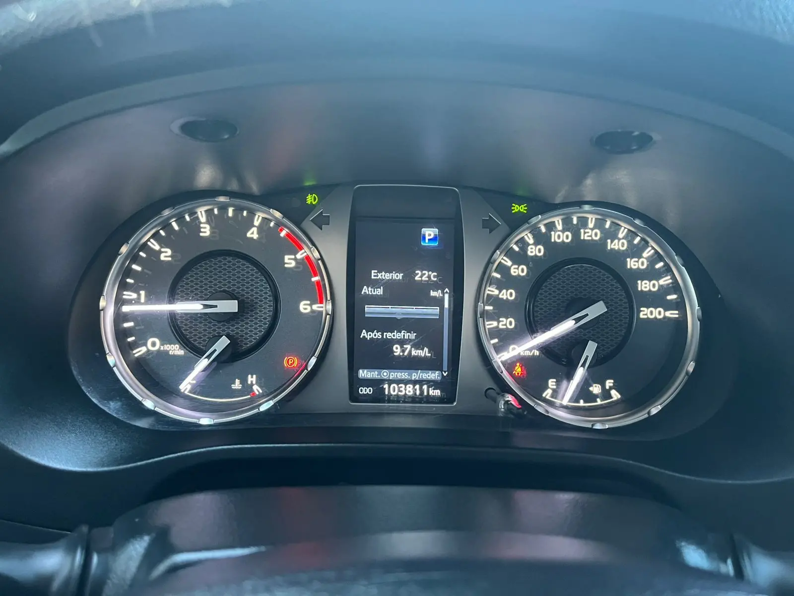 TOYOTA Hilux Caminhonete - Foto