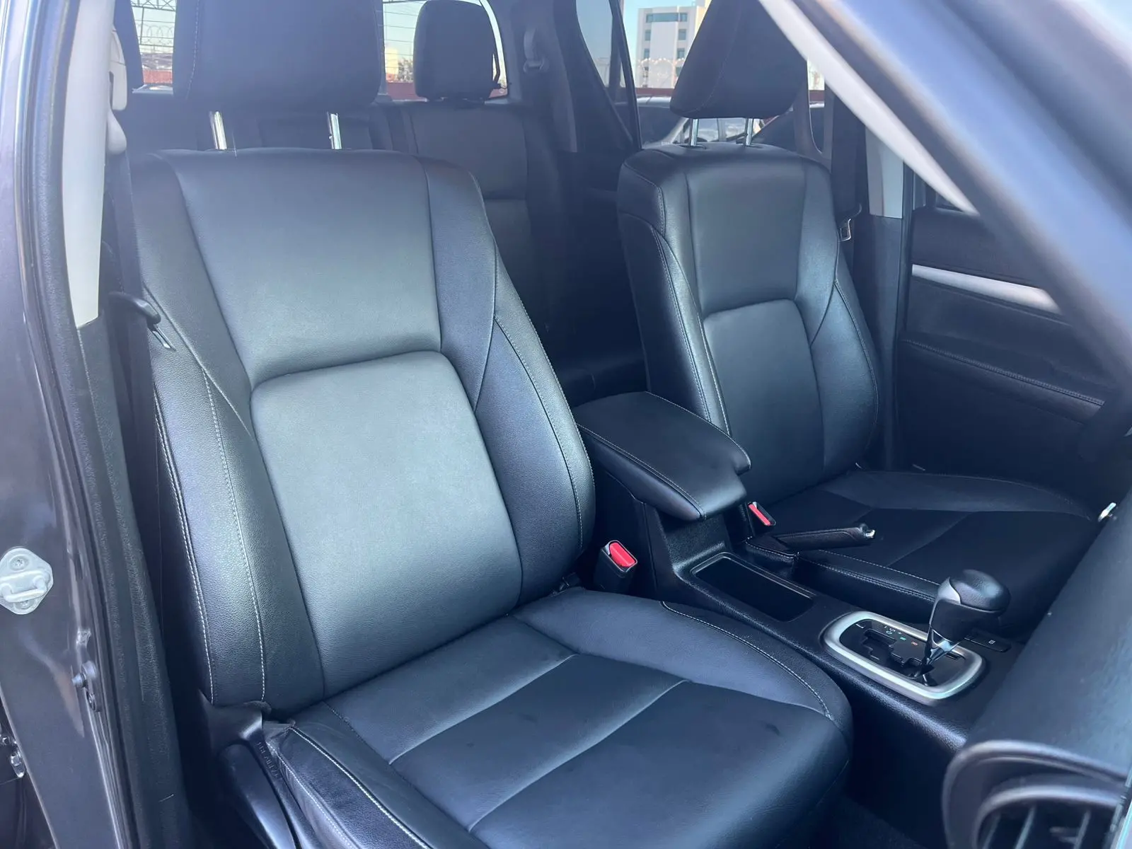 TOYOTA Hilux Caminhonete - Foto