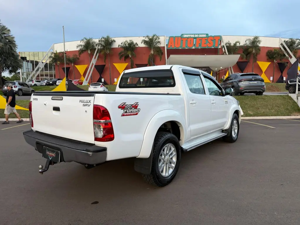 TOYOTA Hilux Caminhonete - Foto