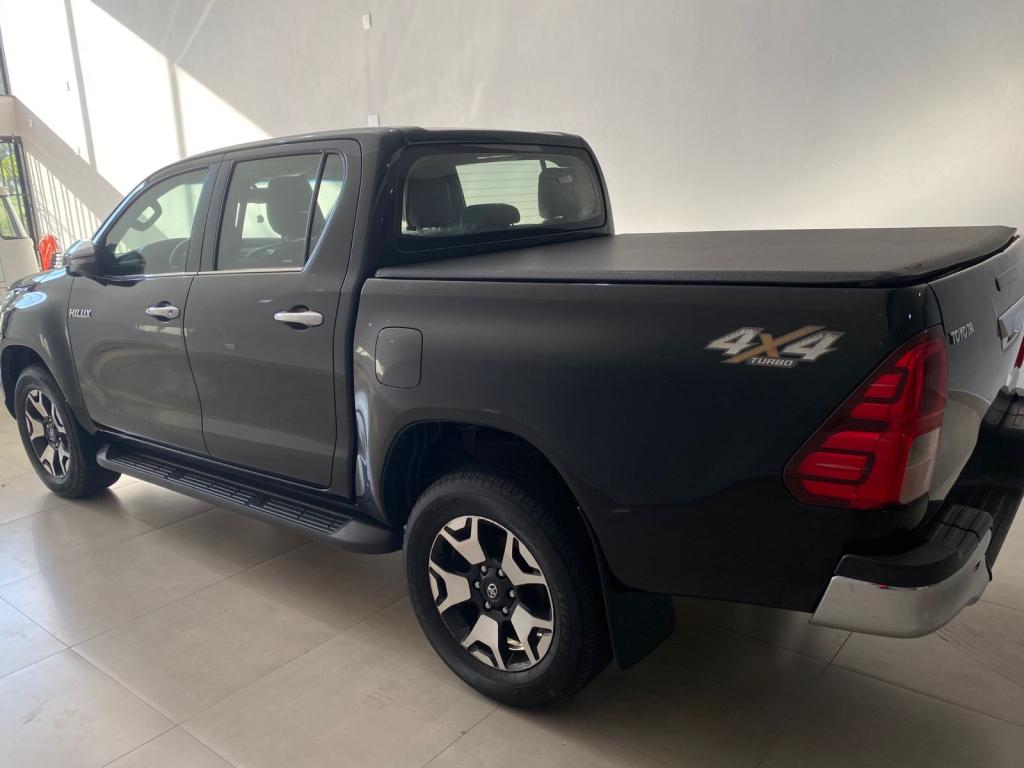 TOYOTA Hilux Caminhonete - Foto
