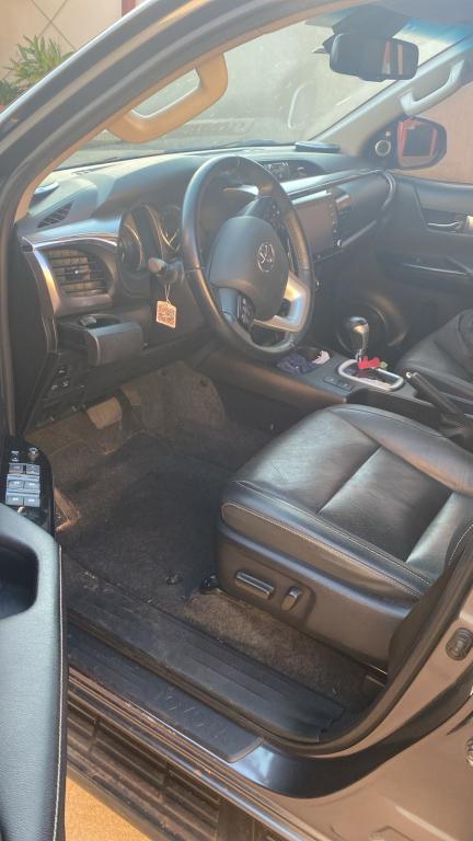 TOYOTA Hilux Caminhonete - Foto