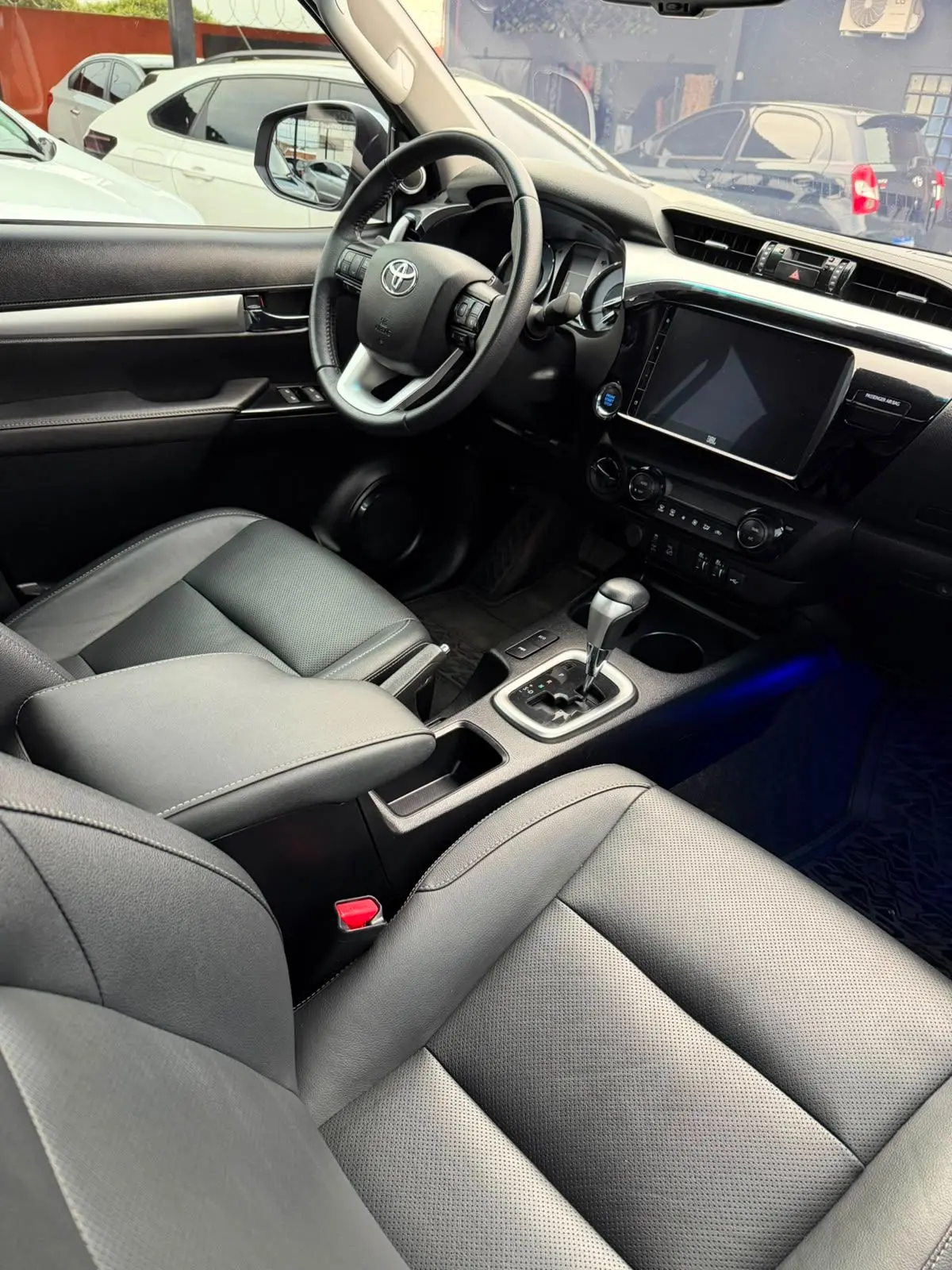 TOYOTA Hilux Caminhonete - Foto