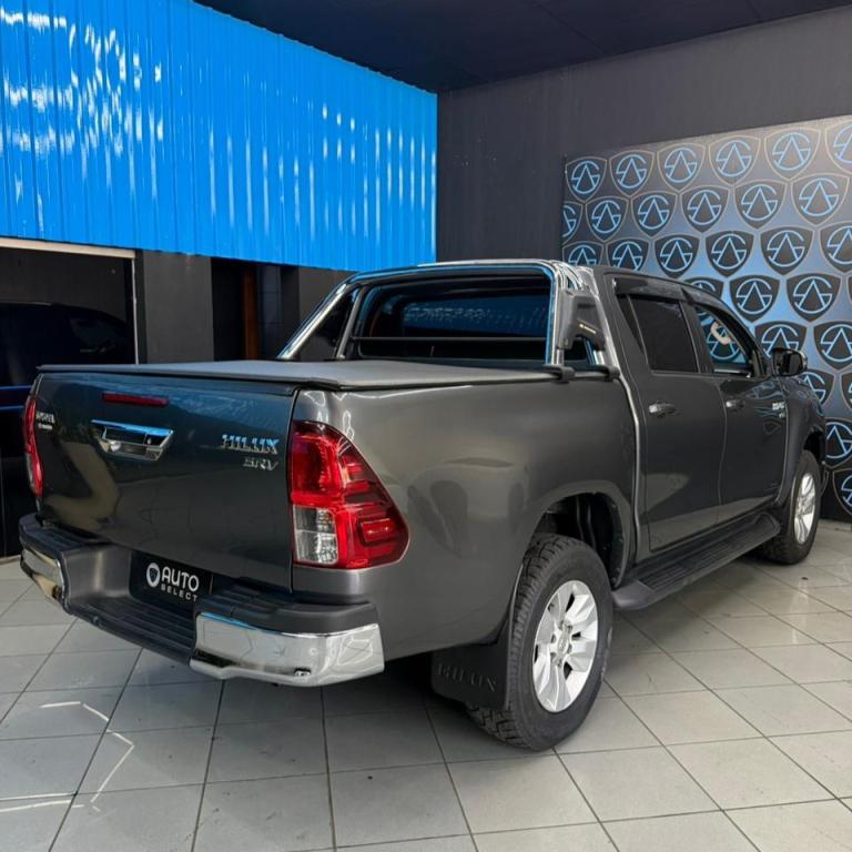 TOYOTA Hilux Caminhonete - Foto