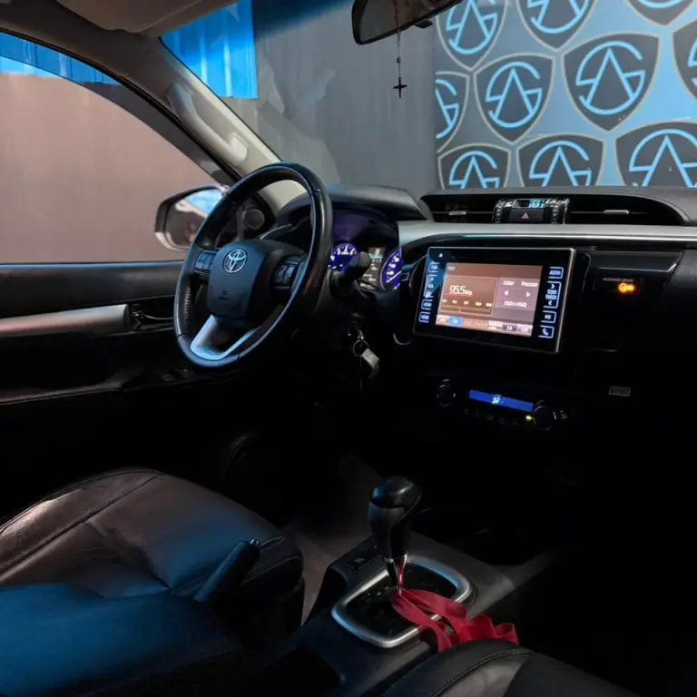TOYOTA Hilux Caminhonete - Foto