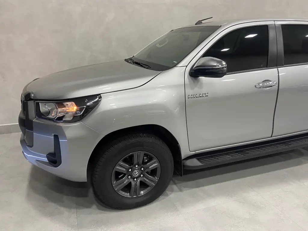TOYOTA Hilux Caminhonete - Foto