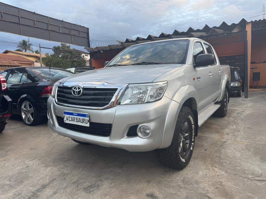 TOYOTA Hilux Caminhonete