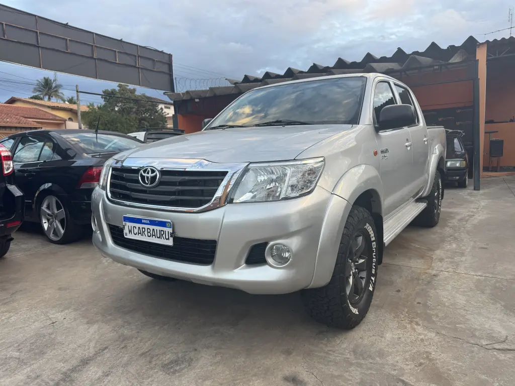 TOYOTA Hilux Caminhonete