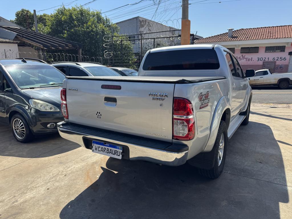 TOYOTA Hilux Caminhonete - Foto